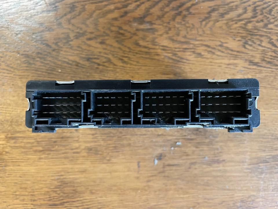 MAN SIEMENS VDO ELEKTRONIK FFR Steuergerät 81.25805.7066 - Centralina electrónica para Camião: foto 3 MAN SIEMENS VDO ELEKTRONIK FFR Steuergerät 81.25805.7066 - Centralina electrónica para Camião: foto 3