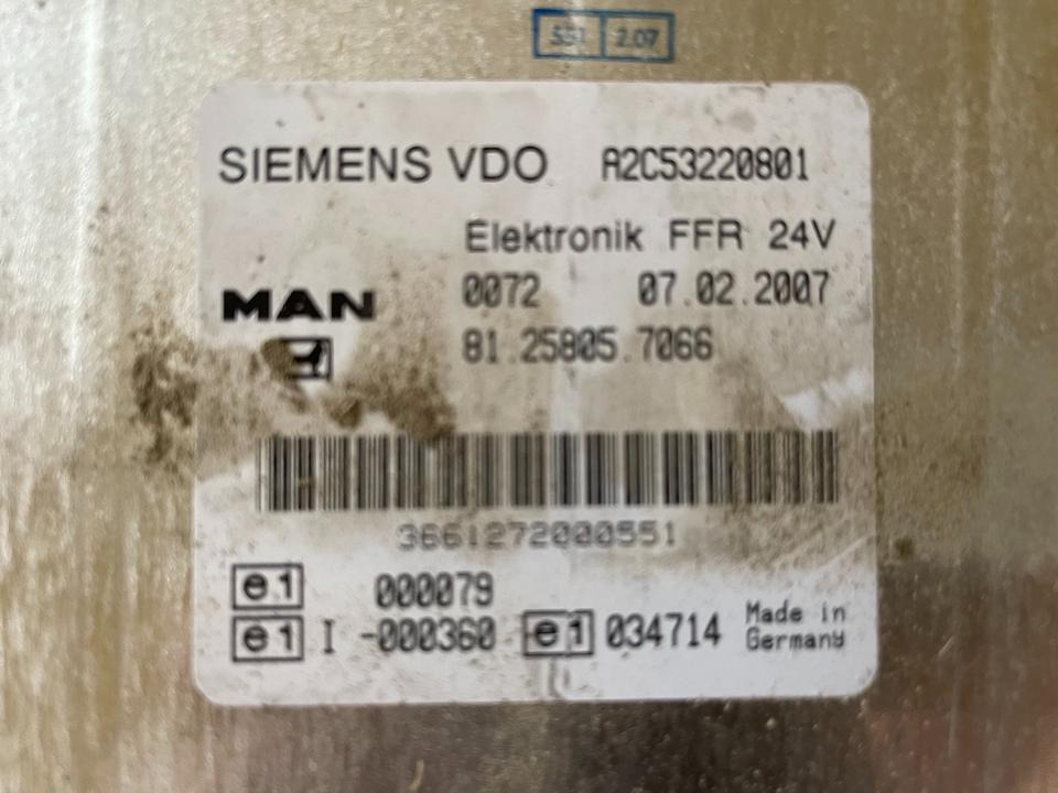 MAN SIEMENS VDO ELEKTRONIK FFR Steuergerät 81.25805.7066 - Centralina electrónica para Camião: foto 2 MAN SIEMENS VDO ELEKTRONIK FFR Steuergerät 81.25805.7066 - Centralina electrónica para Camião: foto 2