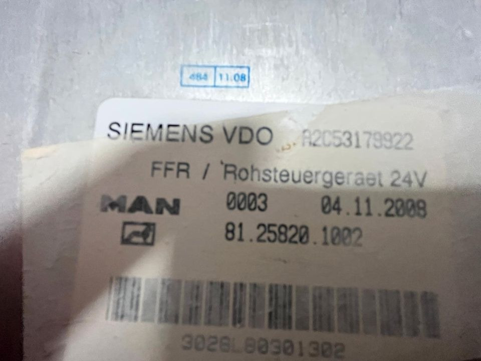 MAN SIEMENS VDO FFR Rohsteuergerät 81.25820.1002 - Centralina electrónica para Camião: foto 2 MAN SIEMENS VDO FFR Rohsteuergerät 81.25820.1002 - Centralina electrónica para Camião: foto 2