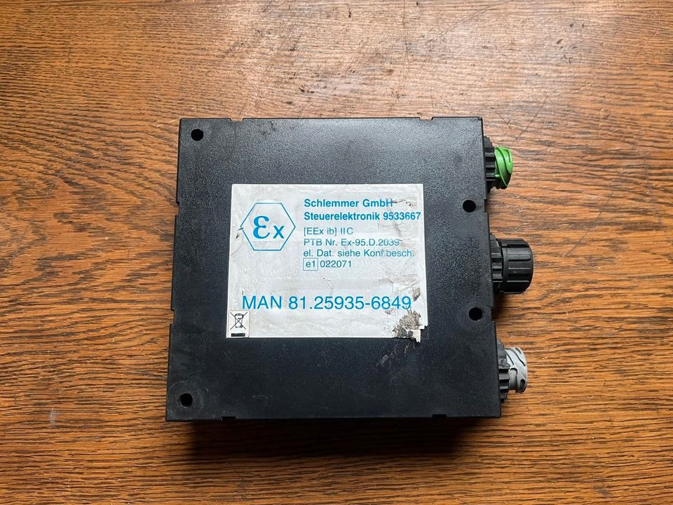 MAN Steuerelektronik 9533667 ADR Steuergerät 81.25935-6849 - Centralina electrónica para Camião: foto 1 MAN Steuerelektronik 9533667 ADR Steuergerät 81.25935-6849 - Centralina electrónica para Camião: foto 1