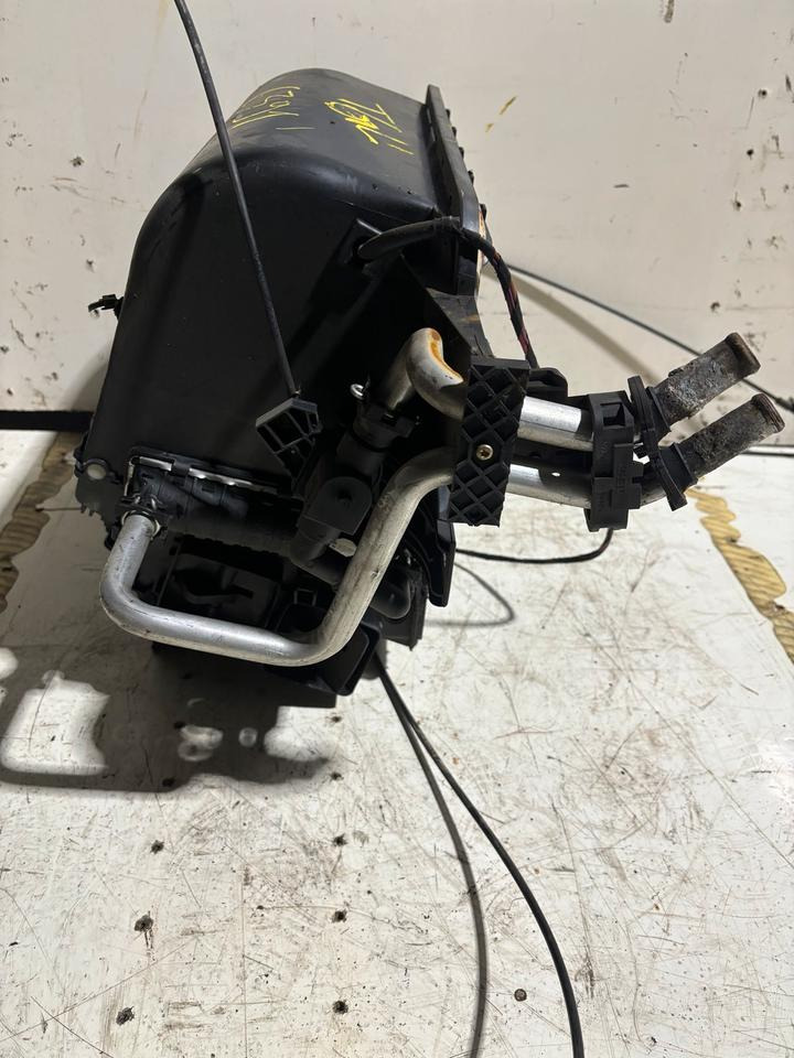 MAN TGL Innenraum Gebläse/Heizung 81.61900.6391 - Ventilador para Camião: foto 3 MAN TGL Innenraum Gebläse/Heizung 81.61900.6391 - Ventilador para Camião: foto 3