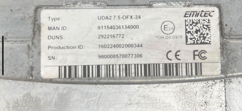 MAN TGL TGM TGX EU6 AdBlue Pumpe 81154036134000 - Sistema de escape para Camião: foto 2 MAN TGL TGM TGX EU6 AdBlue Pumpe 81154036134000 - Sistema de escape para Camião: foto 2