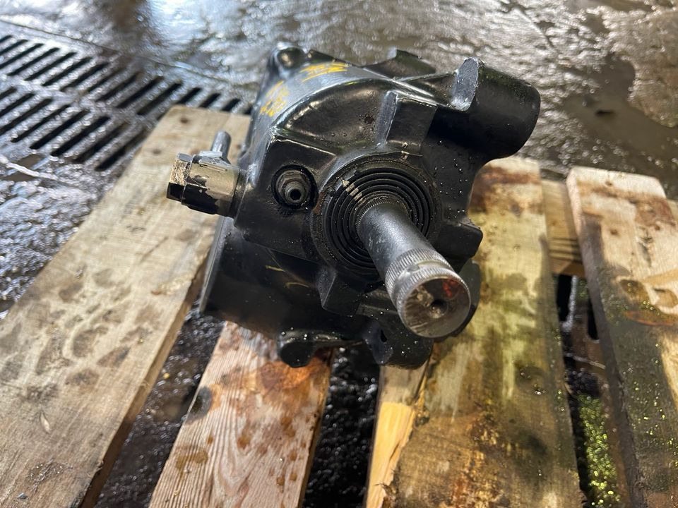 MAN TGM Lenkung Lenkgetriebe ZF - Caixa de direção para Camião: foto 5 MAN TGM Lenkung Lenkgetriebe ZF - Caixa de direção para Camião: foto 5