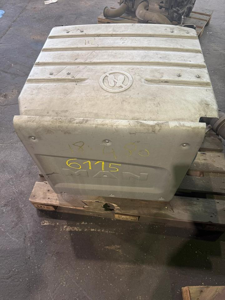 MAN TGX EU6 Auspuff Katalysator 81.1511036115 - Sistema de escape para Camião: foto 1 MAN TGX EU6 Auspuff Katalysator 81.1511036115 - Sistema de escape para Camião: foto 1