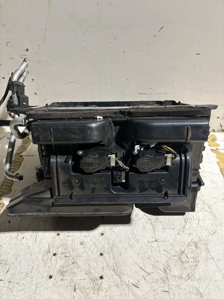 MAN TGX/TGS Innenraum Gebläse/Heizung 81.61900.6400 - Ventilador para Camião: foto 5 MAN TGX/TGS Innenraum Gebläse/Heizung 81.61900.6400 - Ventilador para Camião: foto 5