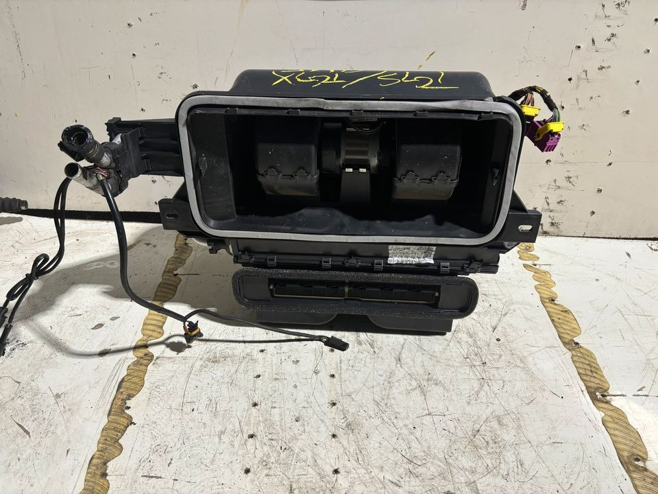 MAN TGX/TGS Innenraum Gebläse/Heizung 81.61900.6415 - Ventilador para Camião: foto 2 MAN TGX/TGS Innenraum Gebläse/Heizung 81.61900.6415 - Ventilador para Camião: foto 2