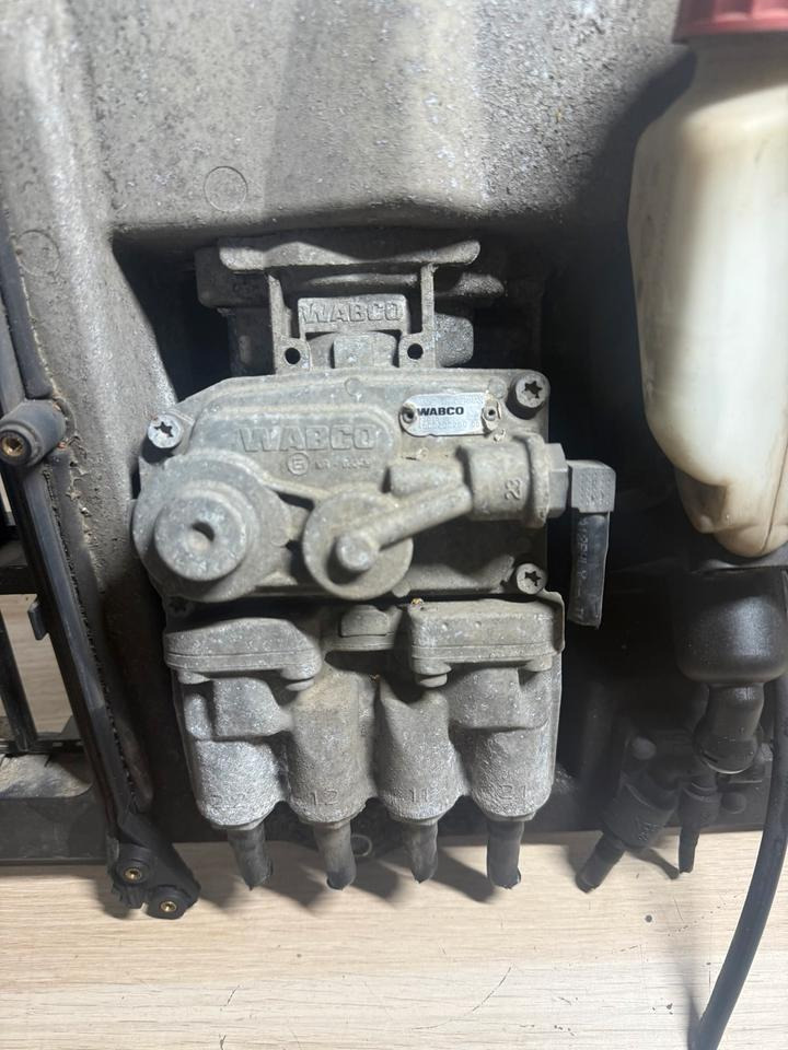 MAN WABCO Fußbremsventil 4800200260 - Peças de freio para Camião: foto 2 MAN WABCO Fußbremsventil 4800200260 - Peças de freio para Camião: foto 2