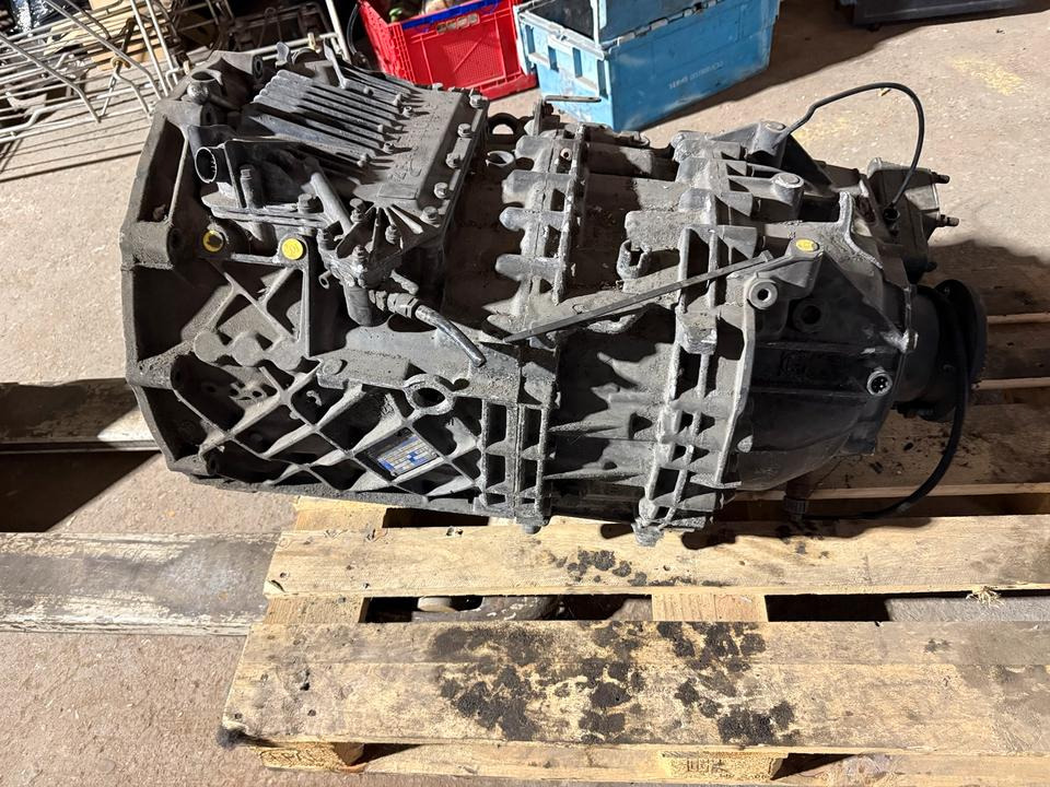 MAN ZF ASTRONIC 12 AS 2130 TD Getriebe + Nebenantrieb - Caixa de velocidade para Camião: foto 5 MAN ZF ASTRONIC 12 AS 2130 TD Getriebe + Nebenantrieb - Caixa de velocidade para Camião: foto 5