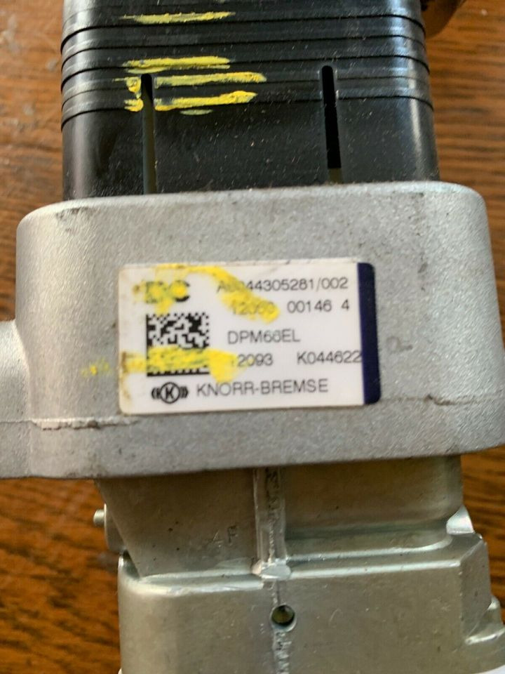 Mercedes Actros Handknorrbremse A 004 430 5281 - Manete de mudanças para Camião: foto 2 Mercedes Actros Handknorrbremse A 004 430 5281 - Manete de mudanças para Camião: foto 2