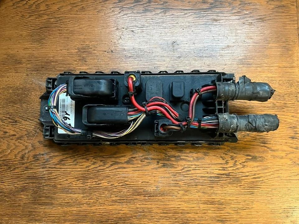 Mercedes Actros MP4 Frontmodul A0004466961 - Sistema elétrico para Camião: foto 1 Mercedes Actros MP4 Frontmodul A0004466961 - Sistema elétrico para Camião: foto 1