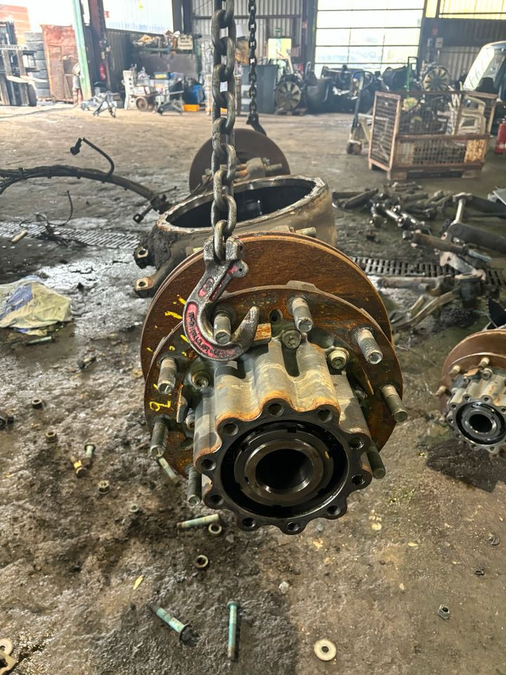 Mercedes Actros MP4 Hinterachse A9603510714 - Eixo traseiro para Camião: foto 3 Mercedes Actros MP4 Hinterachse A9603510714 - Eixo traseiro para Camião: foto 3