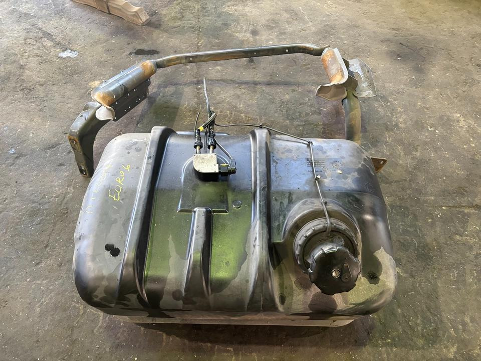 Mercedes Atego 4 EU6 Dieseltank Tank Tankbehälter 200L - Tanque de combustível para Camião: foto 1 Mercedes Atego 4 EU6 Dieseltank Tank Tankbehälter 200L - Tanque de combustível para Camião: foto 1