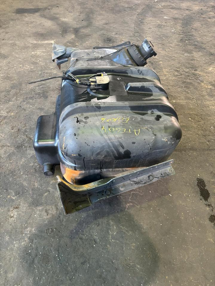 Mercedes Atego 4 EU6 Dieseltank Tank Tankbehälter 200L - Tanque de combustível para Camião: foto 3 Mercedes Atego 4 EU6 Dieseltank Tank Tankbehälter 200L - Tanque de combustível para Camião: foto 3