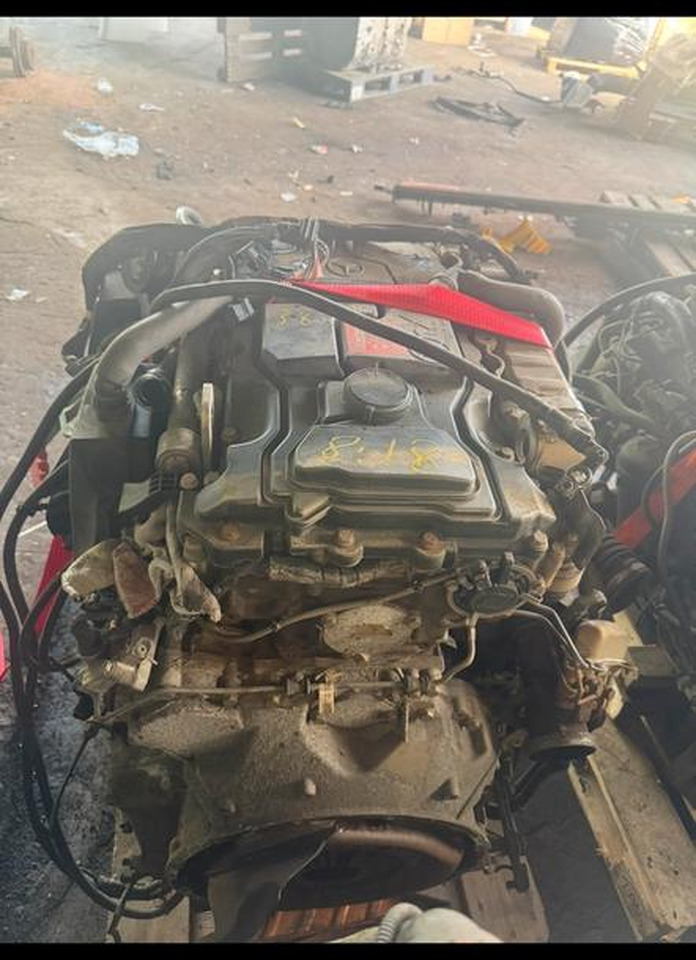 Mercedes Atego 816 EU6 Motor OM934LA 6-3-00 - Motor para Camião: foto 3 Mercedes Atego 816 EU6 Motor OM934LA 6-3-00 - Motor para Camião: foto 3