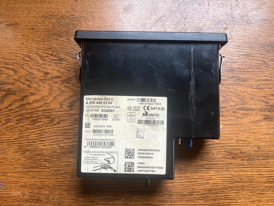 Mercedes-Benz Actros MP4 Tachograph FLEETBOARD A0004462360 - Tacógrafo para Camião: foto 3 Mercedes-Benz Actros MP4 Tachograph FLEETBOARD A0004462360 - Tacógrafo para Camião: foto 3