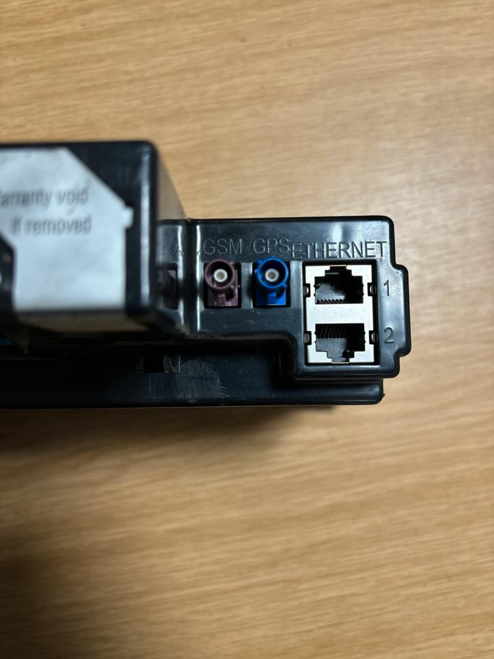 Mercedes-Benz FLEETBOARD ADVANCED Tachograph A0004460760 - Tacógrafo para Camião: foto 3 Mercedes-Benz FLEETBOARD ADVANCED Tachograph A0004460760 - Tacógrafo para Camião: foto 3