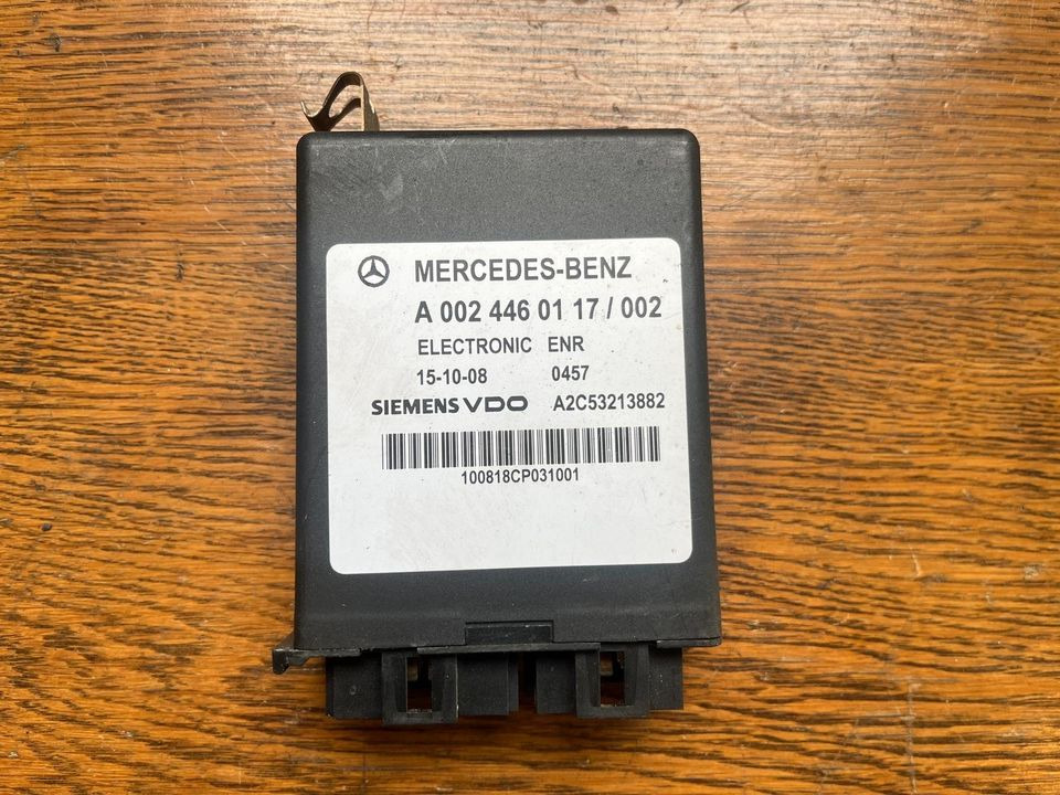 Mercedes SIEMENS VDO Elektronik ENR Steuergerät A0024460117 - Centralina electrónica para Camião: foto 1 Mercedes SIEMENS VDO Elektronik ENR Steuergerät A0024460117 - Centralina electrónica para Camião: foto 1