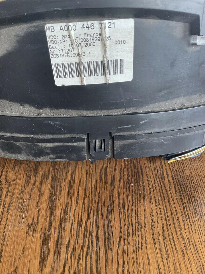 Mercedes Sprinter Tacho Kombiinstrument A0004467121 - Tacógrafo para Camião: foto 2 Mercedes Sprinter Tacho Kombiinstrument A0004467121 - Tacógrafo para Camião: foto 2