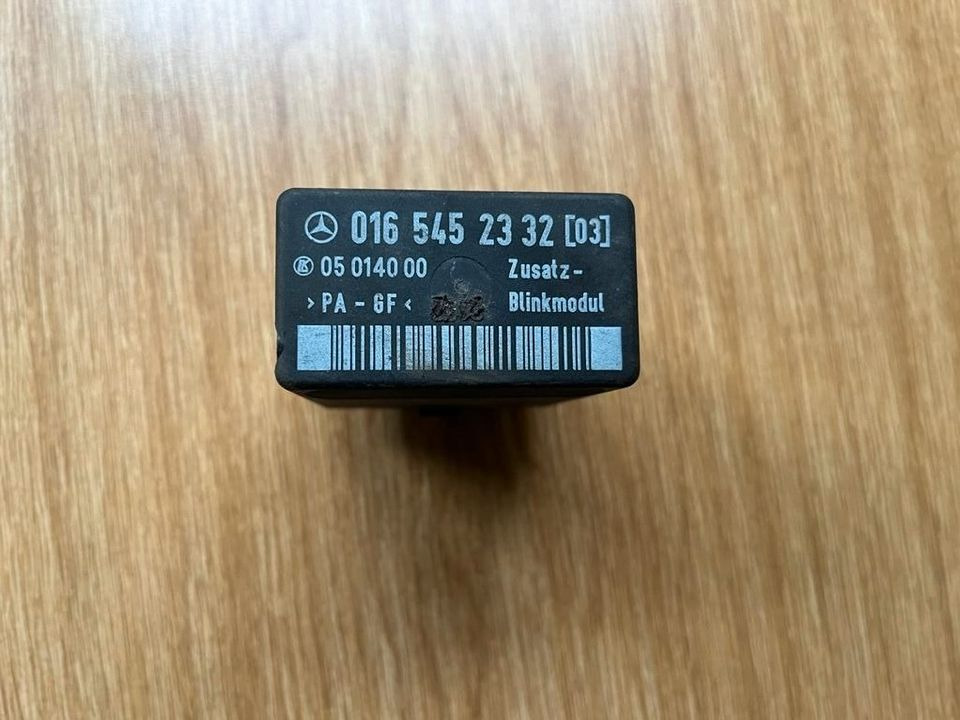 Mercedes W638 Vito Steuergerät Blinkermodul Relais 0165452332 - Centralina electrónica para Camião: foto 1 Mercedes W638 Vito Steuergerät Blinkermodul Relais 0165452332 - Centralina electrónica para Camião: foto 1