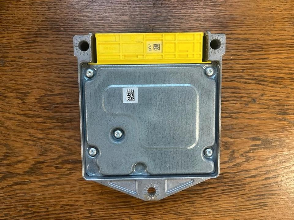 Mercedes W906 Airbag Steuergerät Sensor A9064460742 - Centralina electrónica para Camião: foto 4 Mercedes W906 Airbag Steuergerät Sensor A9064460742 - Centralina electrónica para Camião: foto 4