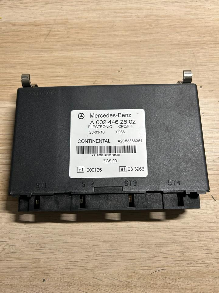 Mercedes VDO Elektronik FR Steuergerät A0024462602 - Peça de reposição: foto 2 Mercedes VDO Elektronik FR Steuergerät A0024462602 - Peça de reposição: foto 2