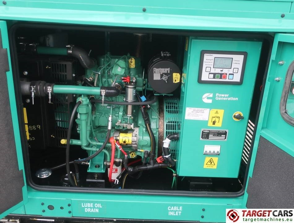 Cummins C15D5P Diesel 15KVA Generator 415V/230V Stamford - Gerador elétrico: foto 5 Cummins C15D5P Diesel 15KVA Generator 415V/230V Stamford - Gerador elétrico: foto 5
