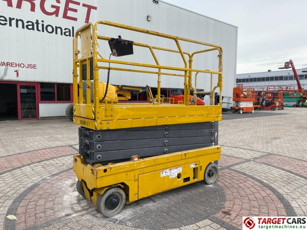 GMG 2632-ED Electric Scissor 2632ED Work Lift 983cm - Plataforma de Tijera/ Plataforma de tesoura: foto 1 GMG 2632-ED Electric Scissor 2632ED Work Lift 983cm - Plataforma de Tijera/ Plataforma de tesoura: foto 1