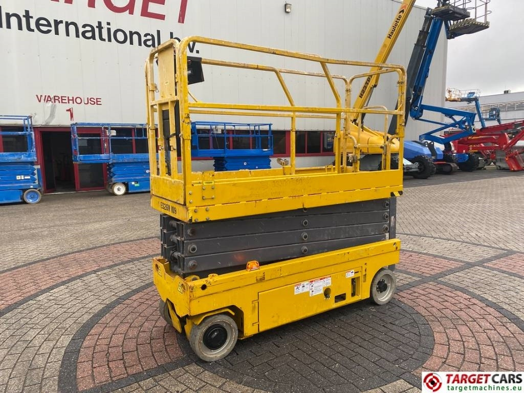 GMG 2632-ED Electric Scissor Work Lift 983cm - Plataforma de Tijera/ Plataforma de tesoura: foto 1 GMG 2632-ED Electric Scissor Work Lift 983cm - Plataforma de Tijera/ Plataforma de tesoura: foto 1