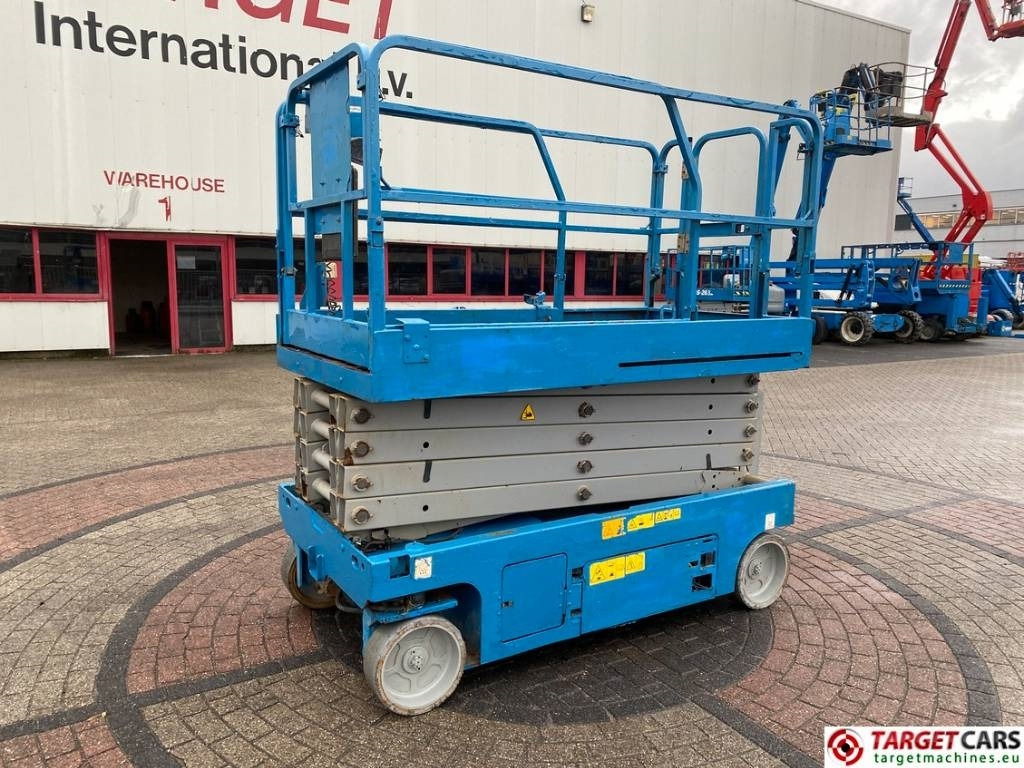 Genie GS-3246 Electric Scissor Work Lift 1175cm  - Plataforma de Tijera/ Plataforma de tesoura: foto 1 Genie GS-3246 Electric Scissor Work Lift 1175cm  - Plataforma de Tijera/ Plataforma de tesoura: foto 1