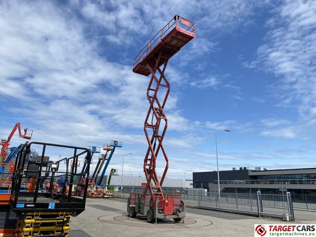 Plataforma de Tijera/ Plataforma de tesoura Genie GS-4390RT Diesel 4x4 Scissor Work Lift 1511cm: foto 7