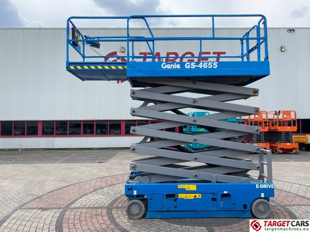 Genie GS-4655 Electric E-Drive Scissor Work Lift 1595cm - Plataforma de Tijera/ Plataforma de tesoura: foto 5 Genie GS-4655 Electric E-Drive Scissor Work Lift 1595cm - Plataforma de Tijera/ Plataforma de tesoura: foto 5