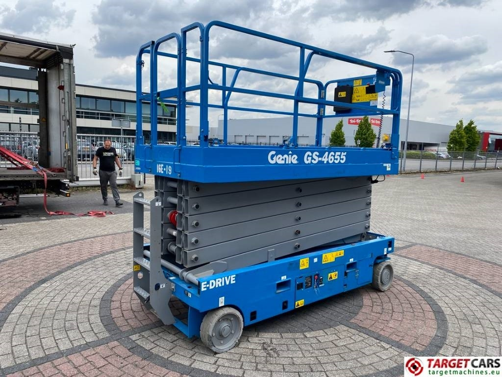 Genie GS-4655 Electric GS4655 Scissor Work Lift 1595cm - Plataforma de Tijera/ Plataforma de tesoura: foto 3 Genie GS-4655 Electric GS4655 Scissor Work Lift 1595cm - Plataforma de Tijera/ Plataforma de tesoura: foto 3