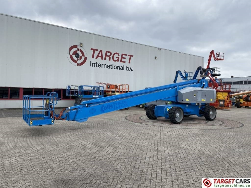 Genie S-100HD Articulated 4x4x4 Diesel Boom Lift 3248cm - Plataforma telescópica: foto 1 Genie S-100HD Articulated 4x4x4 Diesel Boom Lift 3248cm - Plataforma telescópica: foto 1