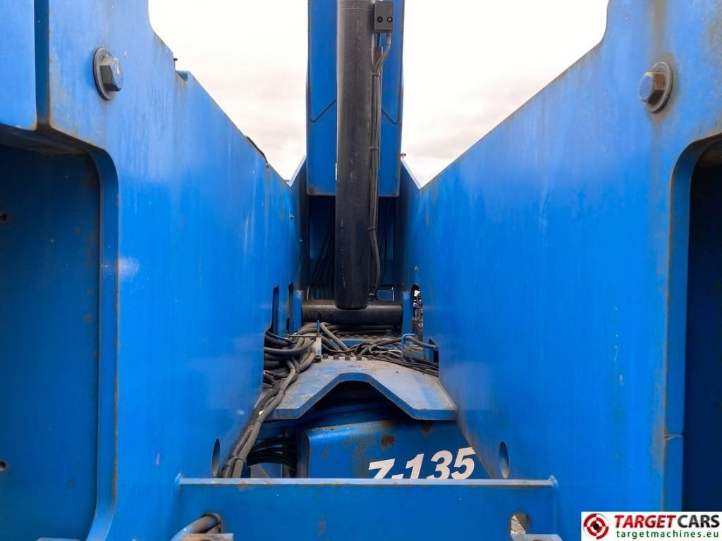 Plataforma articulada Genie Z-135/70 Articulated 4x4x4 Diesel Boom Lift 4315cm: foto 27