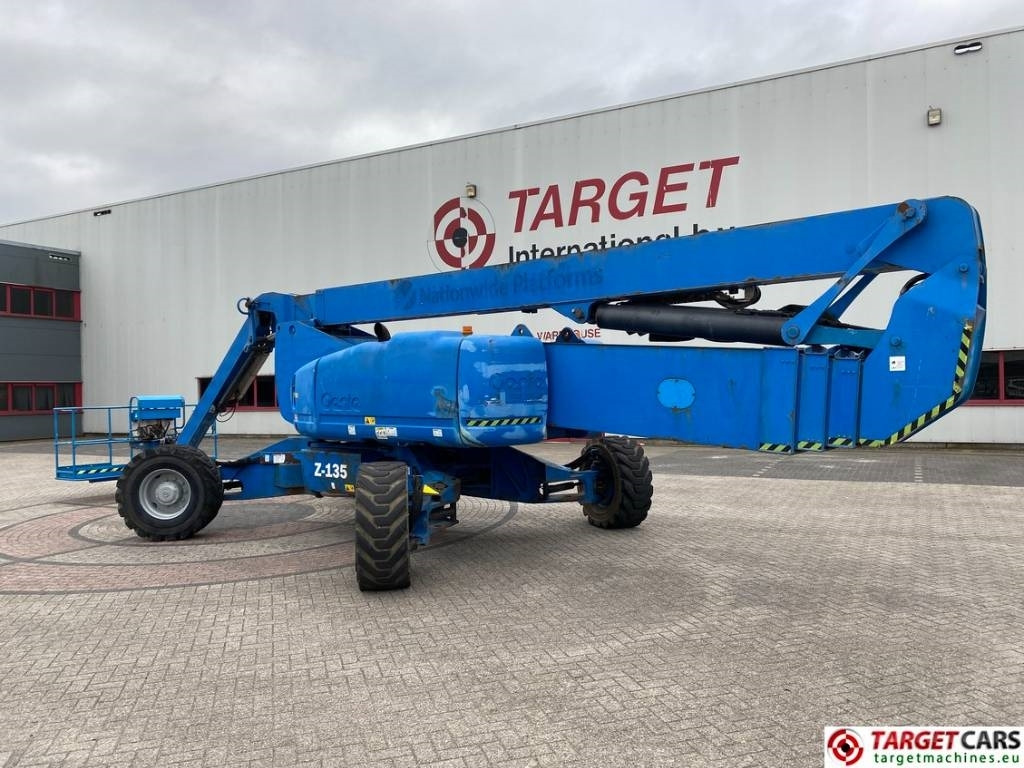 Plataforma articulada Genie Z-135/70 Articulated 4x4x4 Diesel Boom Lift 4315cm: foto 19