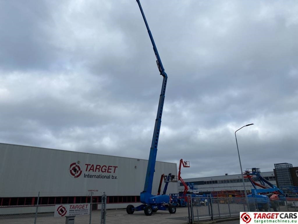 Plataforma articulada Genie Z-135/70 Articulated 4x4x4 Diesel Boom Lift 4315cm: foto 30