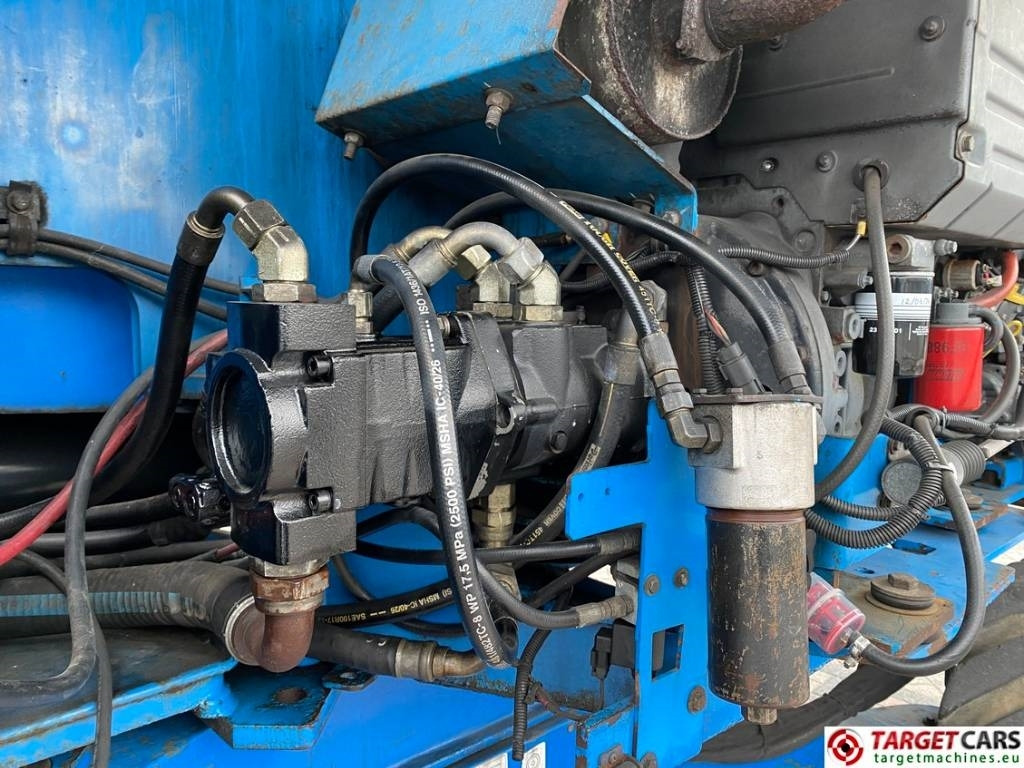 Plataforma articulada Genie Z-135/70 Articulated 4x4x4 Diesel Boom Lift 4315cm: foto 15