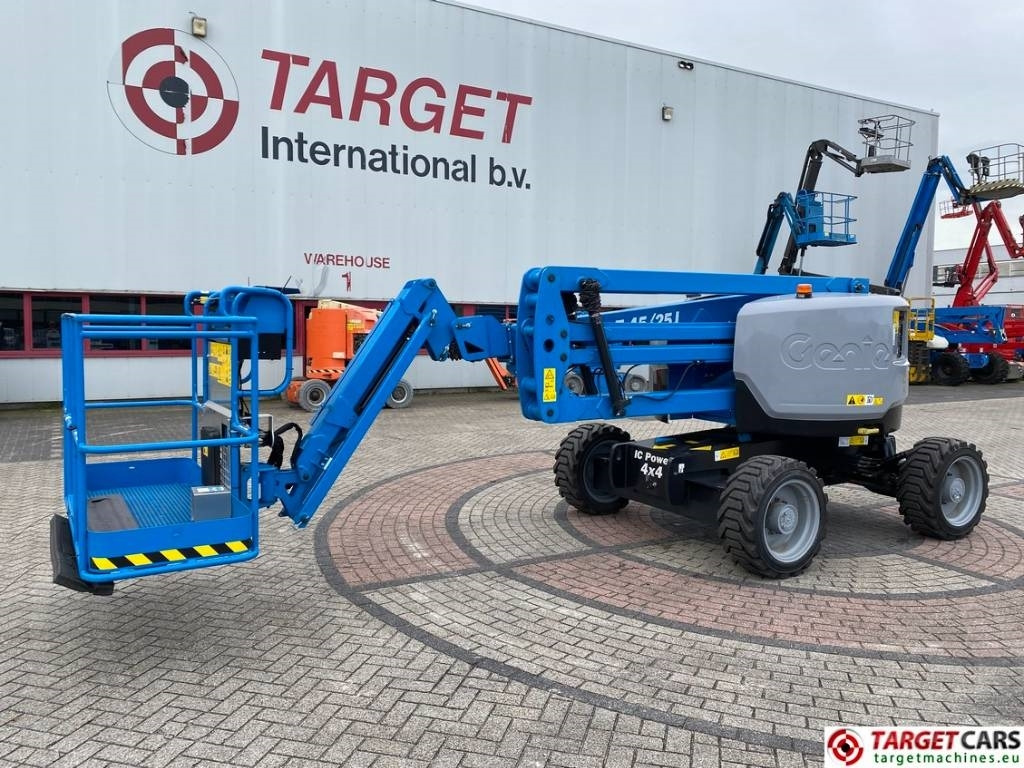 Genie Z-45/25J RT Diesel 4x4 Articulated Boom Lift 16M - Plataforma articulada: foto 1 Genie Z-45/25J RT Diesel 4x4 Articulated Boom Lift 16M - Plataforma articulada: foto 1
