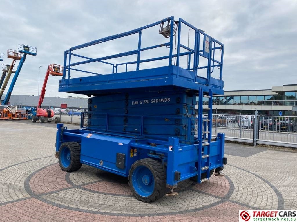 HAB S225-24D 4WDS Diesel 4x4 Scissor Work Lift 2250cm - Plataforma de Tijera/ Plataforma de tesoura: foto 2 HAB S225-24D 4WDS Diesel 4x4 Scissor Work Lift 2250cm - Plataforma de Tijera/ Plataforma de tesoura: foto 2