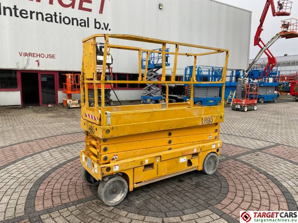 Haulotte Compact 10N Electric Scissor Work Lift 1000cm - Plataforma de Tijera/ Plataforma de tesoura: foto 1 Haulotte Compact 10N Electric Scissor Work Lift 1000cm - Plataforma de Tijera/ Plataforma de tesoura: foto 1