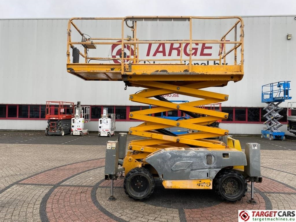 Haulotte Compact 12DX Diesel 4x4 Scissor Work Lift 1206cm - Plataforma de Tijera/ Plataforma de tesoura: foto 5 Haulotte Compact 12DX Diesel 4x4 Scissor Work Lift 1206cm - Plataforma de Tijera/ Plataforma de tesoura: foto 5