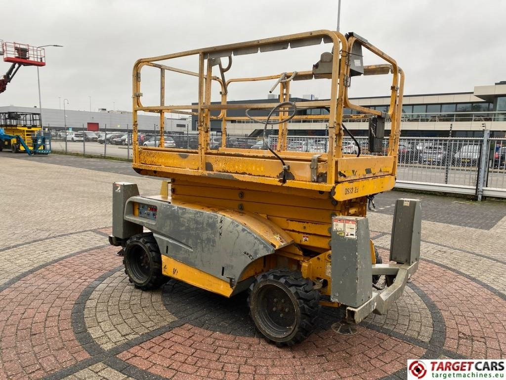 Haulotte Compact 12DX Diesel 4x4 Scissor Work Lift 1206cm - Plataforma de Tijera/ Plataforma de tesoura: foto 2 Haulotte Compact 12DX Diesel 4x4 Scissor Work Lift 1206cm - Plataforma de Tijera/ Plataforma de tesoura: foto 2