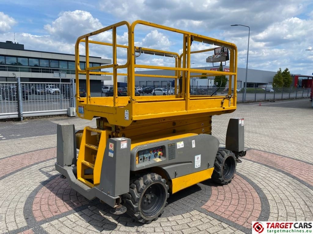 Haulotte Compact 12DX Diesel 4x4 Scissor Work Lift 1206cm - Plataforma de Tijera/ Plataforma de tesoura: foto 3 Haulotte Compact 12DX Diesel 4x4 Scissor Work Lift 1206cm - Plataforma de Tijera/ Plataforma de tesoura: foto 3