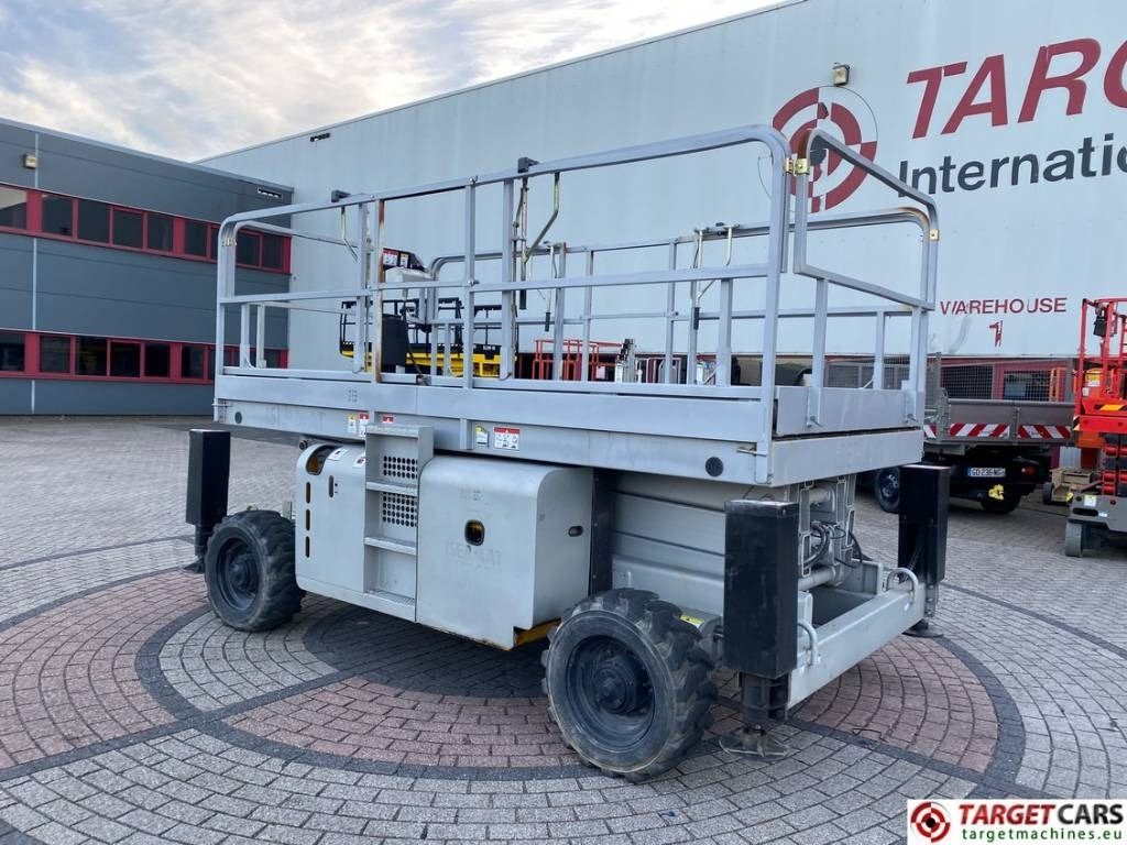 Haulotte H12SX Diesel 4x4 Scissor H12SDX Work Lift 1200cm - Plataforma de Tijera/ Plataforma de tesoura: foto 4 Haulotte H12SX Diesel 4x4 Scissor H12SDX Work Lift 1200cm - Plataforma de Tijera/ Plataforma de tesoura: foto 4