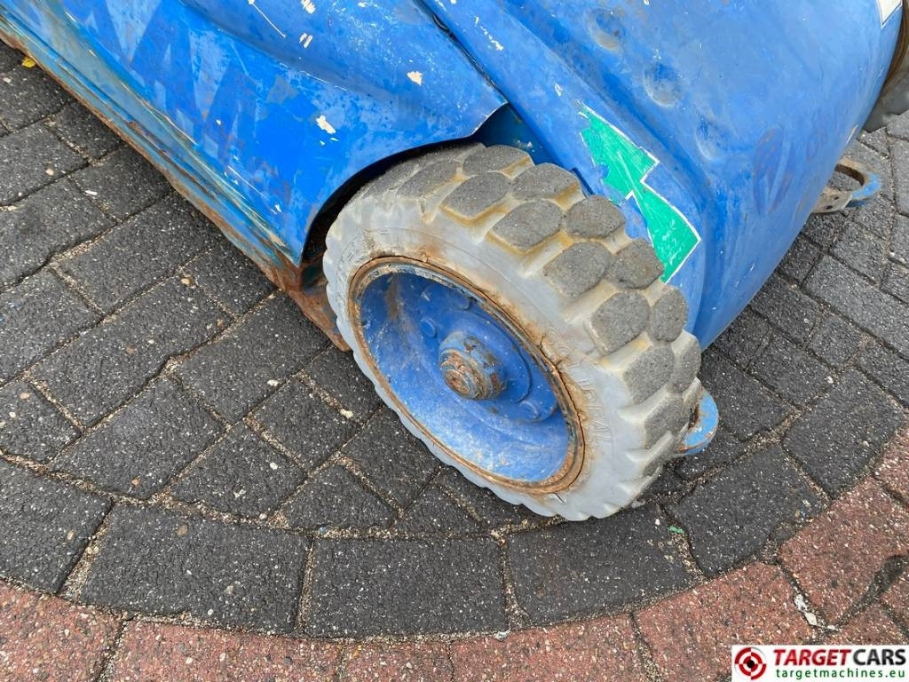 Plataforma de mastro vertical Haulotte Star 10 Electric Vertical Mast Work Lift 1000cm: foto 22 Plataforma de mastro vertical Haulotte Star 10 Electric Vertical Mast Work Lift 1000cm: foto 22