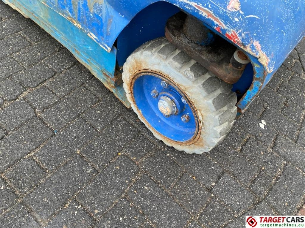 Plataforma de mastro vertical Haulotte Star 10 Electric Vertical Mast Work Lift 1000cm: foto 24 Plataforma de mastro vertical Haulotte Star 10 Electric Vertical Mast Work Lift 1000cm: foto 24