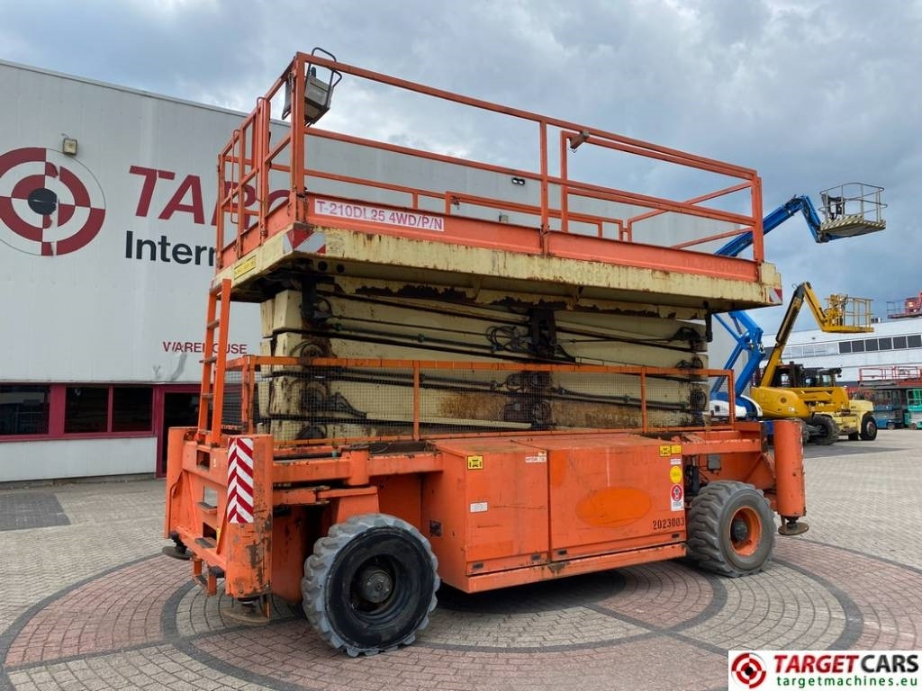 Holland Lift T210DL25 4WD Diesel T-210DL25 Scissor WorkLift 23M - Plataforma de Tijera/ Plataforma de tesoura: foto 1 Holland Lift T210DL25 4WD Diesel T-210DL25 Scissor WorkLift 23M - Plataforma de Tijera/ Plataforma de tesoura: foto 1