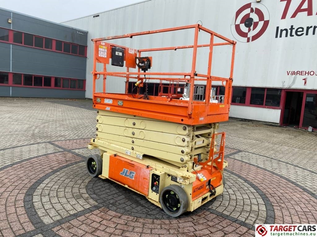 JLG 10RS Electric Scissor Work Lift 1175cm - Plataforma de Tijera/ Plataforma de tesoura: foto 4 JLG 10RS Electric Scissor Work Lift 1175cm - Plataforma de Tijera/ Plataforma de tesoura: foto 4