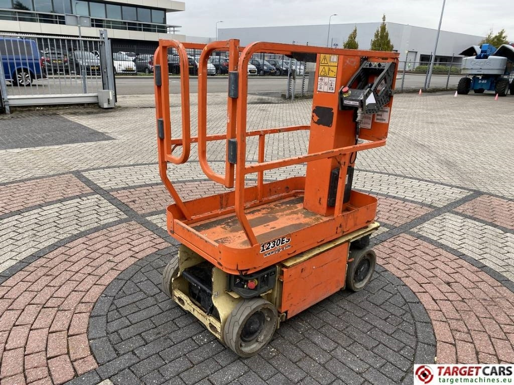 JLG 1230ES Electric Vertical Mast Work Lift 566cm - Plataforma de mastro vertical: foto 3 JLG 1230ES Electric Vertical Mast Work Lift 566cm - Plataforma de mastro vertical: foto 3