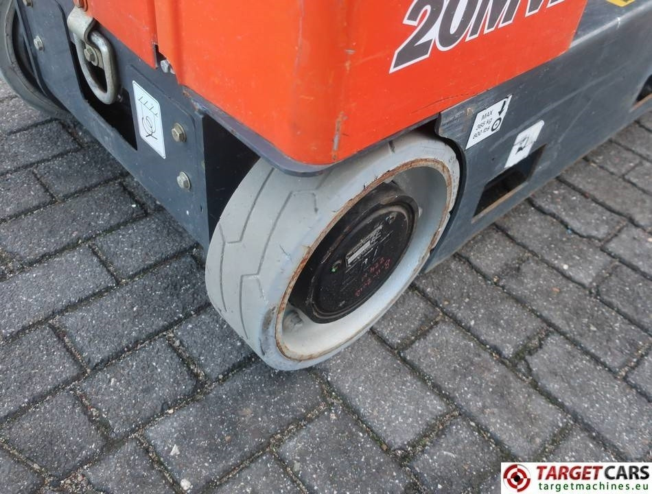 Plataforma de mastro vertical JLG 20MVL Electric Vertical Mast Work Lift 794cm: foto 18